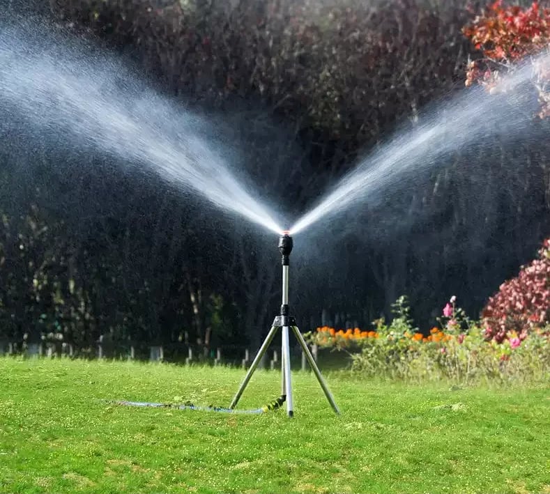 AQUASPIN – Adjustable Stainless Steel Rotating Sprinkler with Tripod