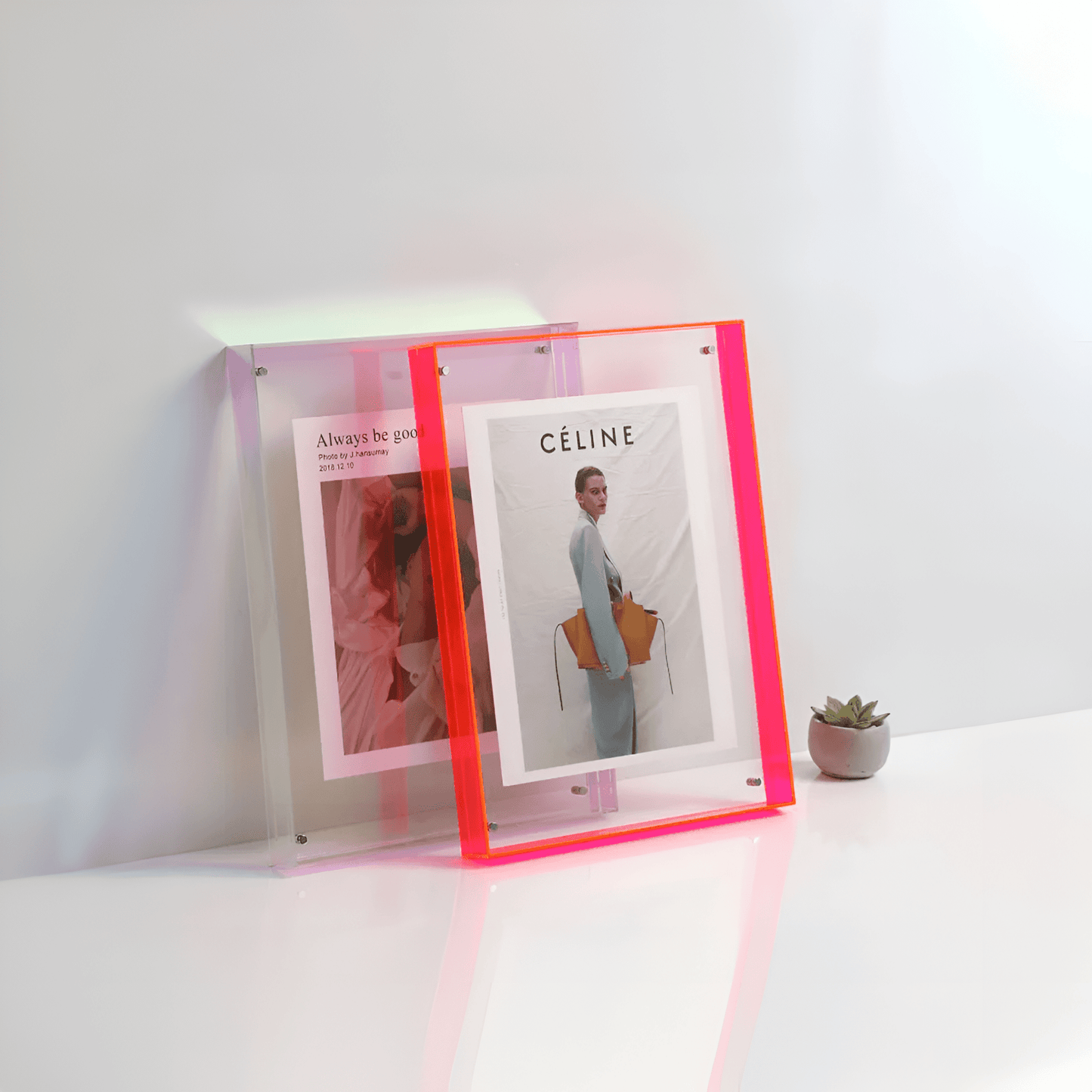 CRYSTAFRAME – Frameless Acrylic Picture Frame with Modern Design