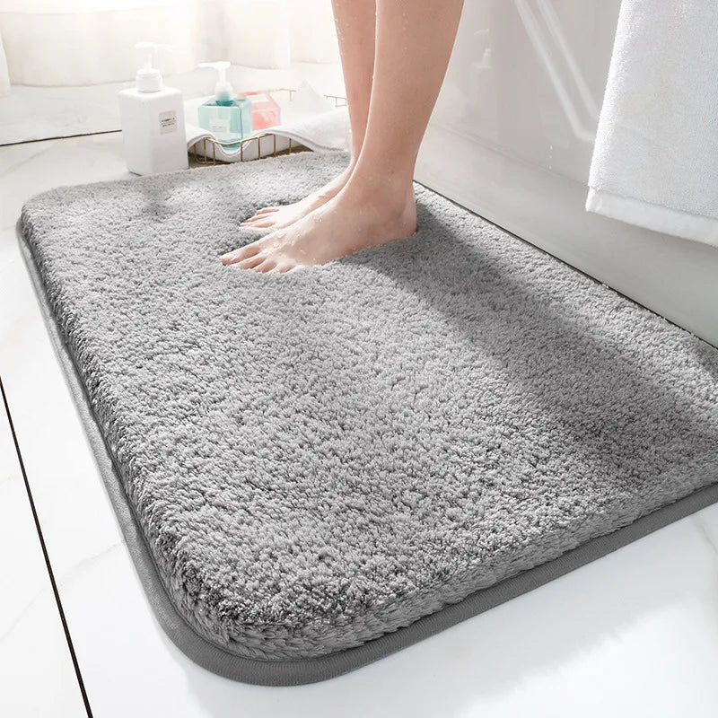 SOFTHAVEN – Plush Microfiber Bath Mat for Comfort & Safety