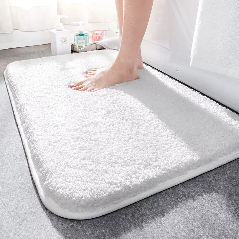 SOFTHAVEN – Plush Microfiber Bath Mat for Comfort & Safety