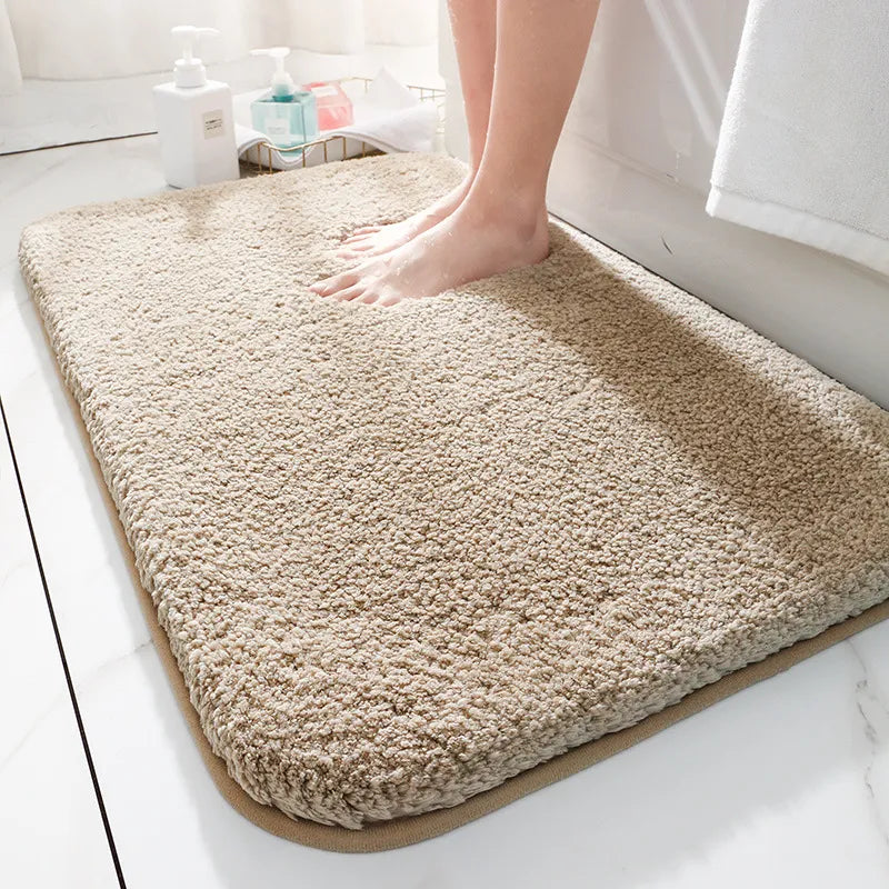 SOFTHAVEN – Plush Microfiber Bath Mat for Comfort & Safety