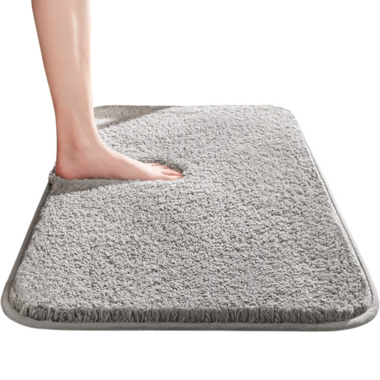 SOFTHAVEN – Plush Microfiber Bath Mat for Comfort & Safety